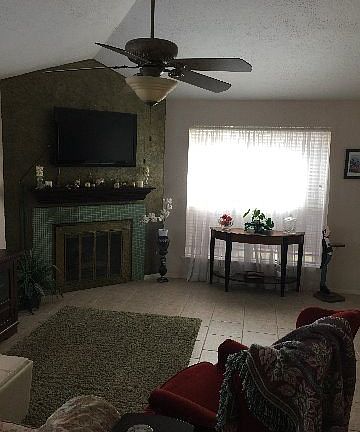 3rd image of 56 Avocado Ct