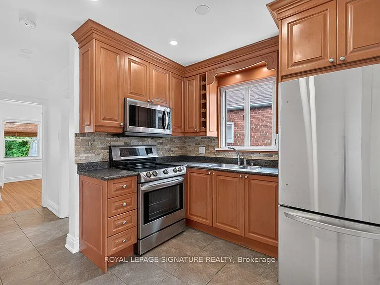 57 Miranda Ave #MAIN — Photo 11