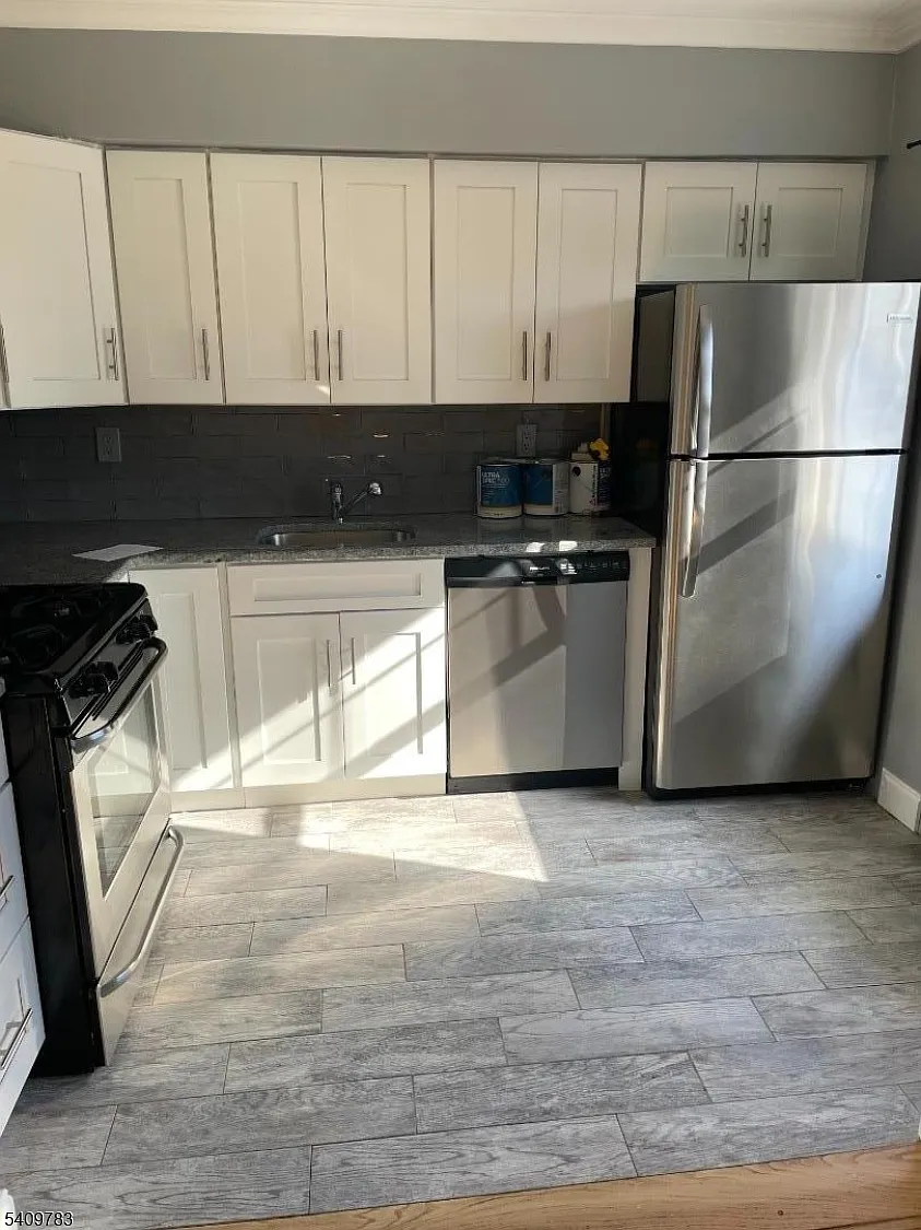 1 bed, 1.0 bath, $1,775 — Photo 2