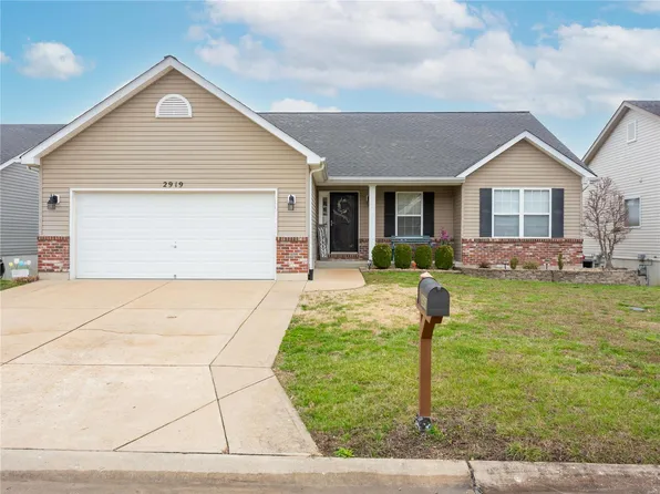 2919 Glaize Creek Dr, Imperial, MO 63052