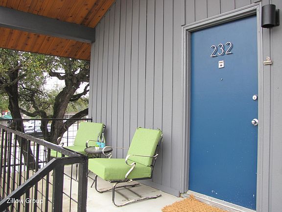 4th image of 8011 N New Braunfels Ave APT 206