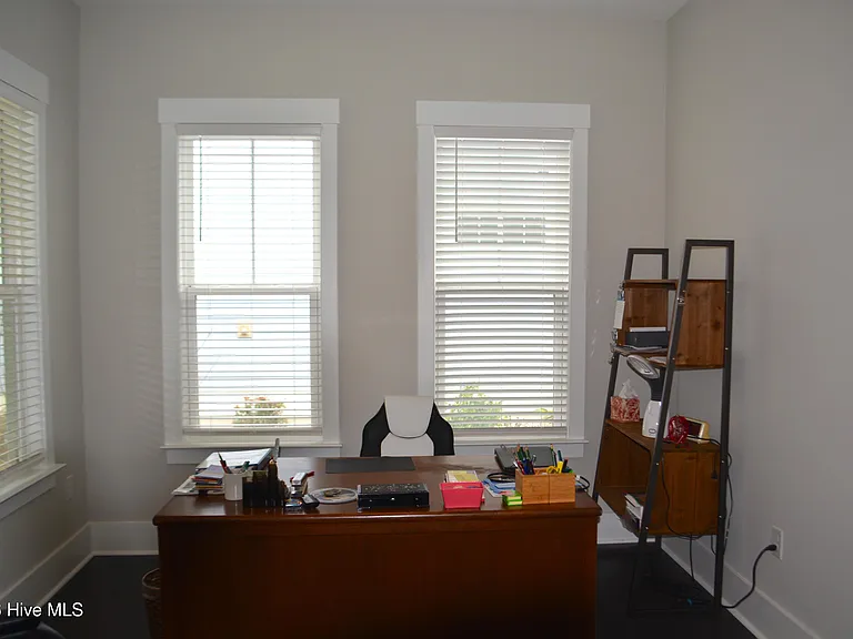 Devaun Park Blvd — Photo 12