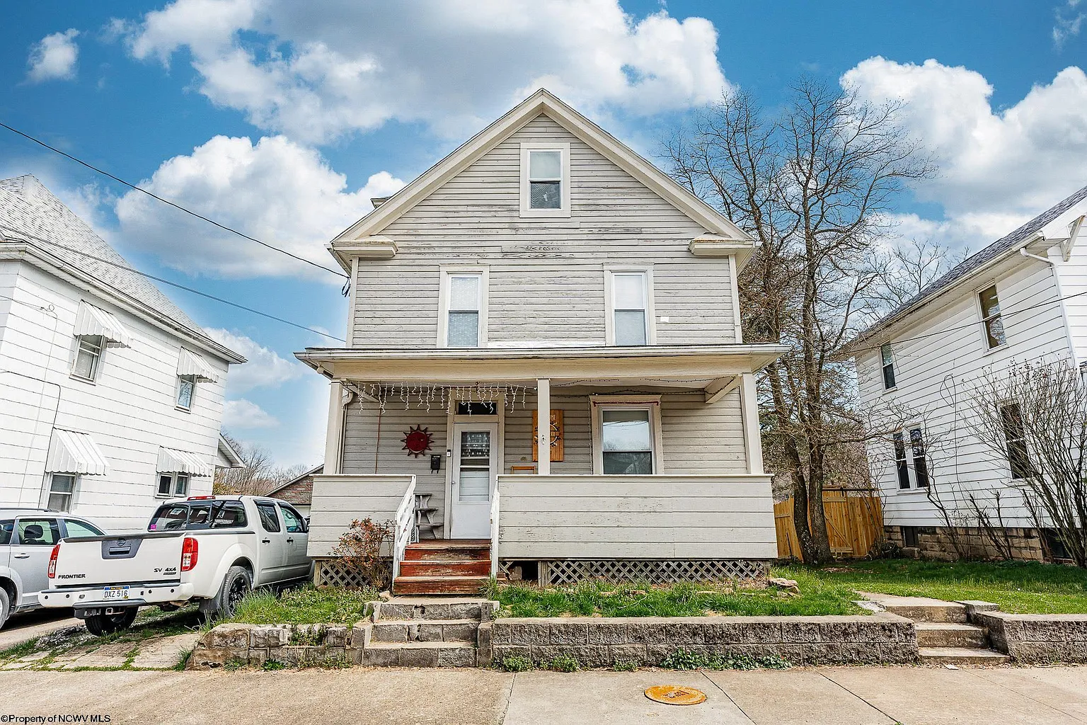313 Lyndhurst St photo 1