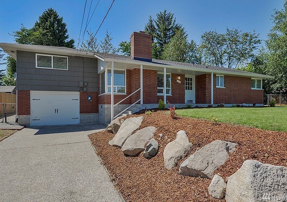 1st image of 7626 Tacoma Ave S