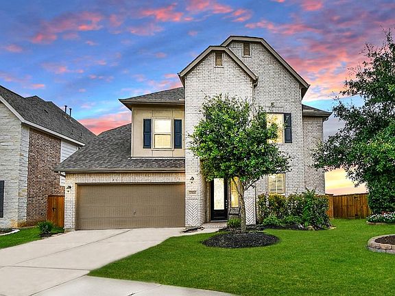 2nd image of 11902 Villa Franca Lane