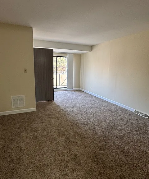 2820 W Mill Rd #E — Photo 7