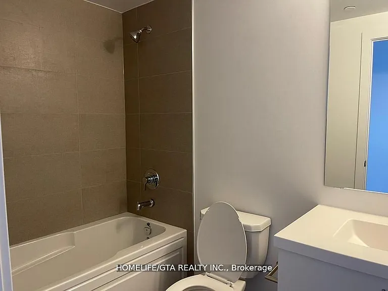 2550 Simcoe St N #802 — Photo 8