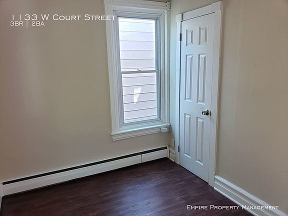 5th image of 1133 W Court St