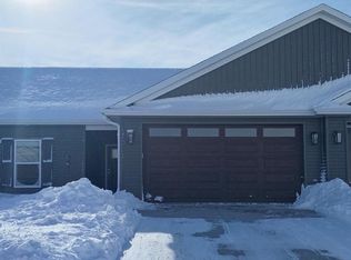331 E Donahue St, Eldridge, IA