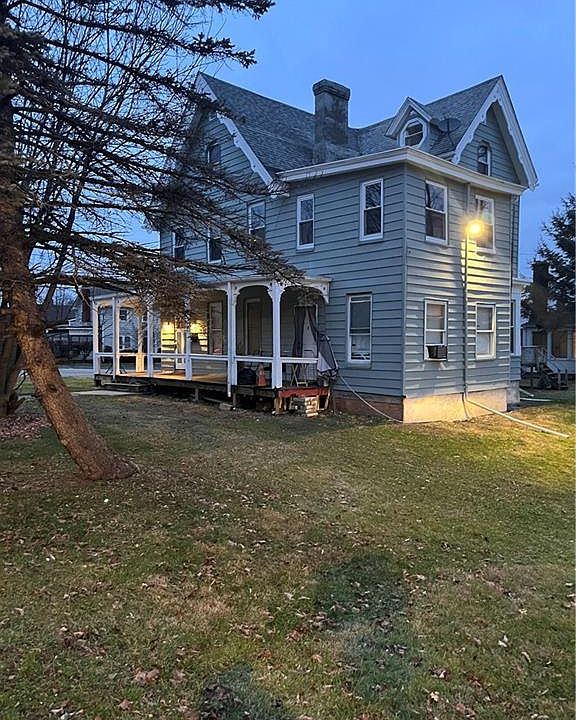 916 Wolcott Avenue, Beacon, NY 12508 Zillow