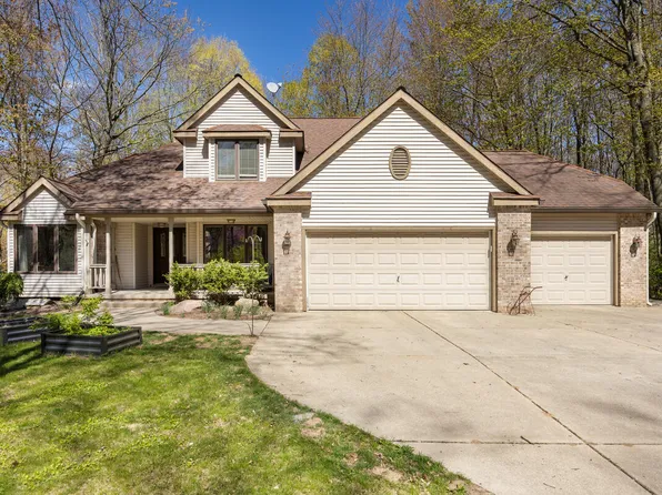 15056 Oakwood Dr, Big Rapids, MI 49307