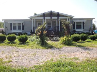 841 Crab Mountain Rd, Jamestown, TN 38556