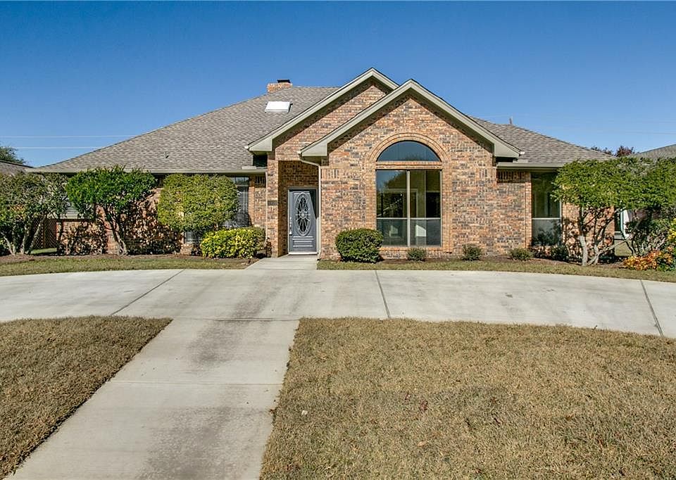 1st image of 1809 Tawakoni Ln