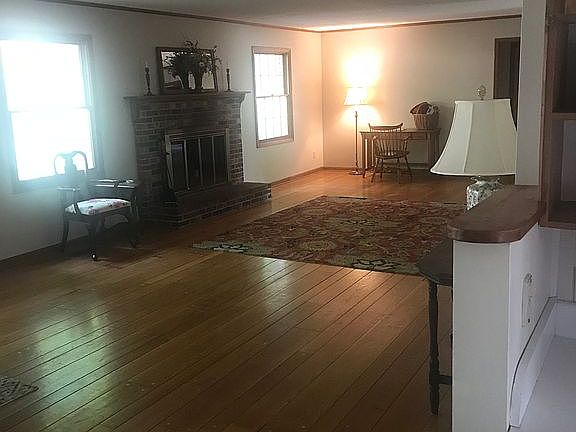 Open concept DR/living area