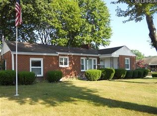 1335 Woodlawn Ave NW, Canton, OH 44708