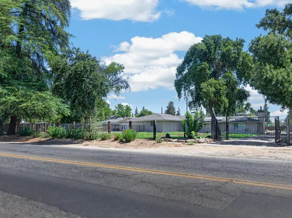 4832 N Fruit Ave, Fresno, CA 93705