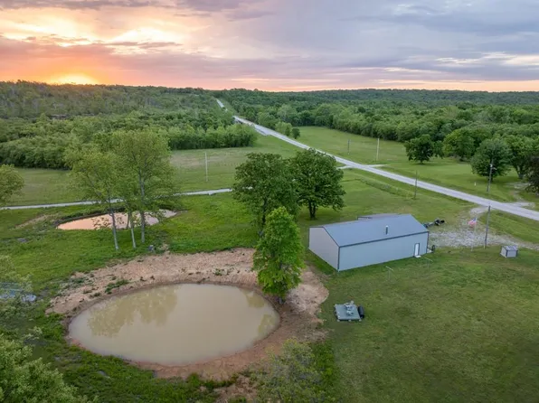 821 NW Highway B, Osceola, MO 64776