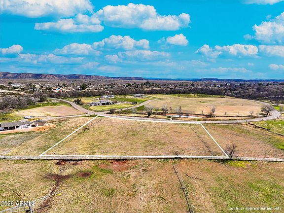 3rd image of 220 S Bonito Ranch Loop #9