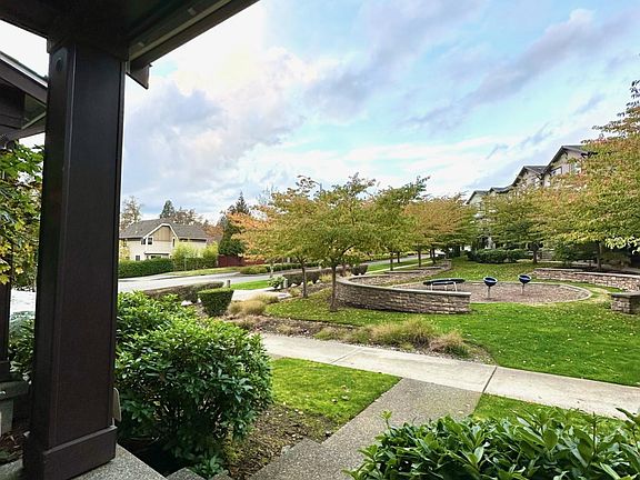 3rd image of 15652 NE 103rd Ct APT 102