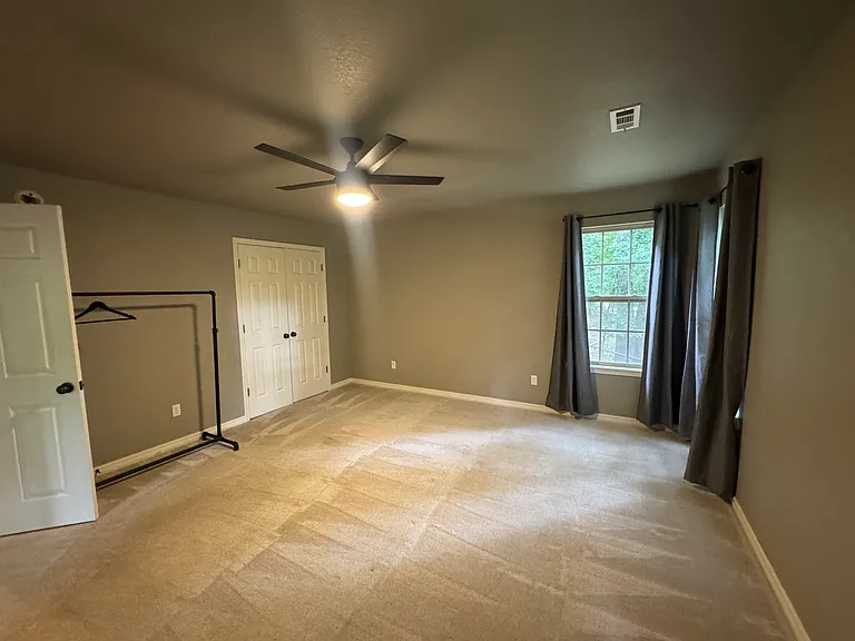 16 Wiltshire Dr — Photo 22