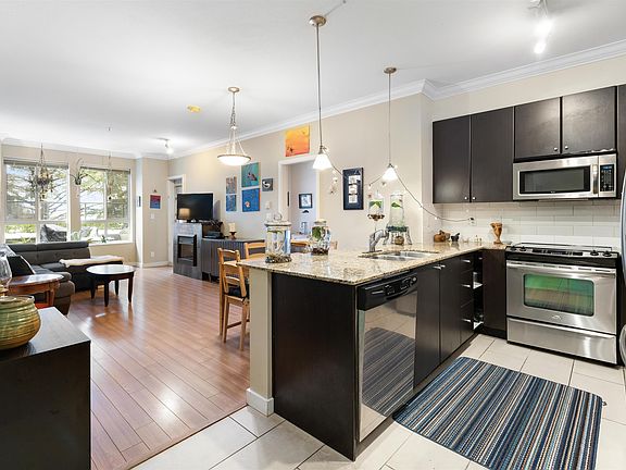 4th image of 225 Francis Way #110