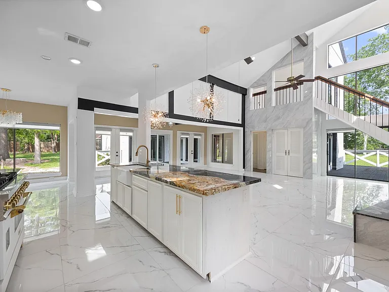5230 Meadow Forest Dr — Photo 21