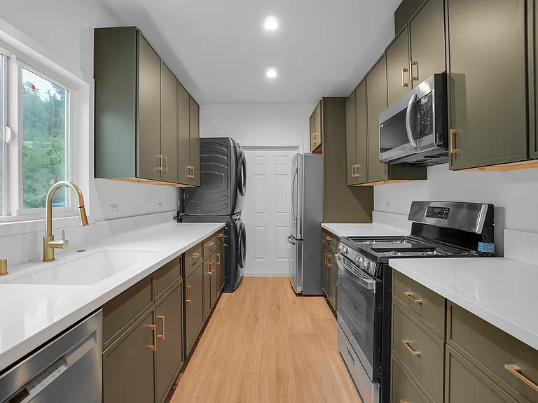 1914 Echo Park Ave — Photo 9