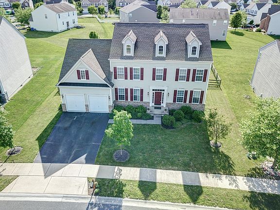 2nd image of 205 Karins Blvd