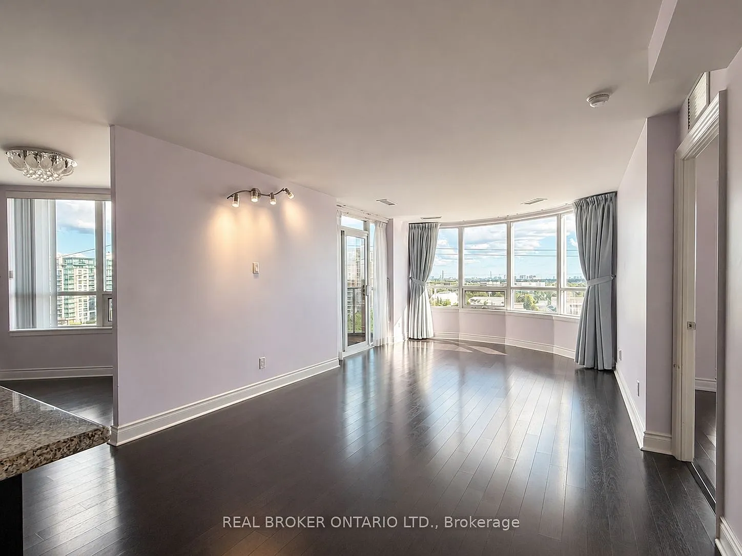 3 bed, $3,500 — Photo 2