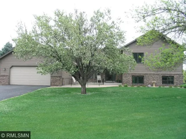 8730 Kilbirnie Ter N, Brooklyn Park, MN 55443