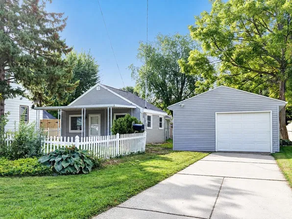 1960 Oakdale Ave, Green Bay, WI 54302
