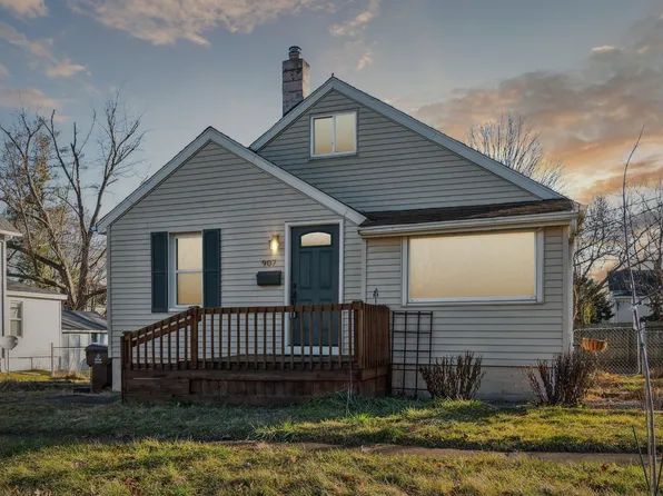 907 S Clinton St, Albion, MI 49224