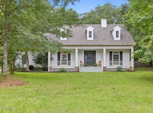 253 Shore Point Dr, Wilmington, NC 28411