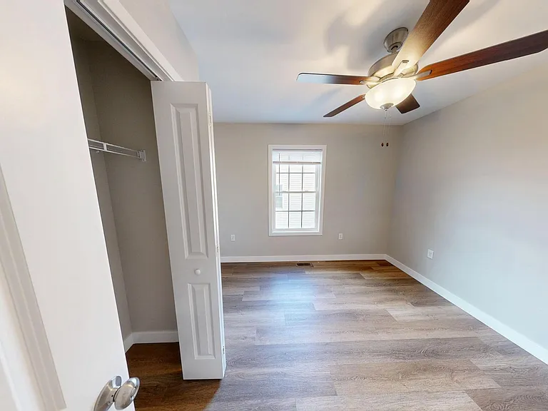 1333 Luke Ln — Photo 9