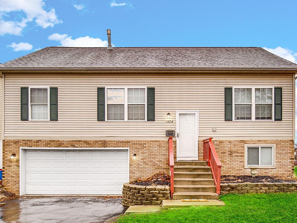 1st image of 1504 N Maywood Dr