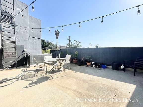 5th image of 7575 Melrose Ave #3