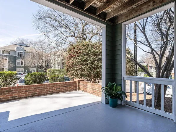 1121 Parkridge Ln APT 109, Raleigh, NC 27605