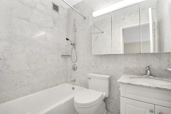 Rented by Compass | media 4