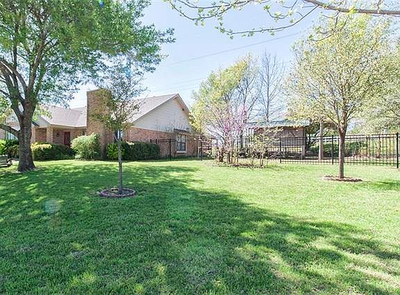 2nd image of 1056 Eagle Dr