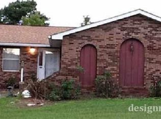 21 Chickadee Ln, Fairmont, WV 26554