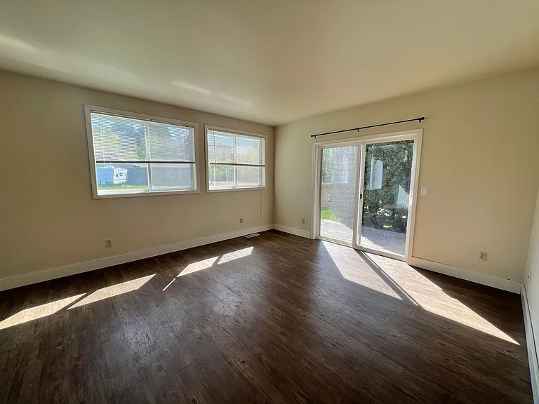 1308 N Brooklane St — Photo 8