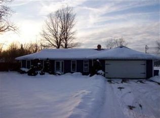 10854 W River Rd, Columbia Station, OH 44028