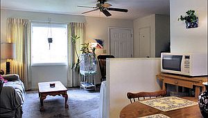 1st image of 7 Westgate Dr