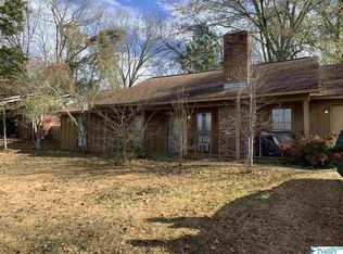 10119 Versailles Dr SE, Huntsville, AL 35803