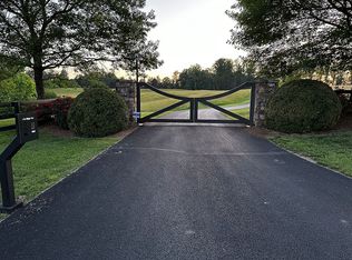 6736 Olinger Rd, Marshall, VA 20115