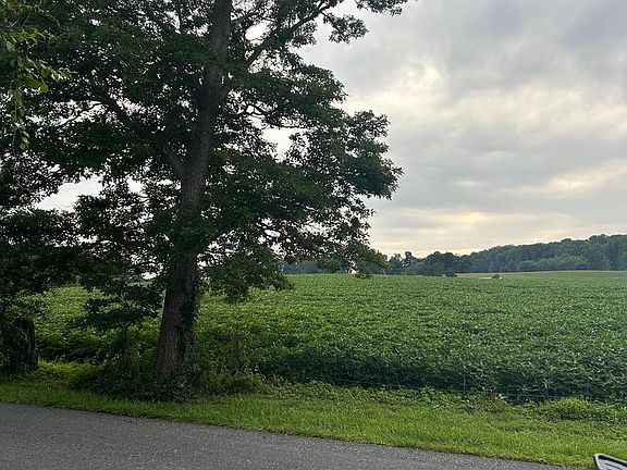 4th image of 3641 Gregg Rd