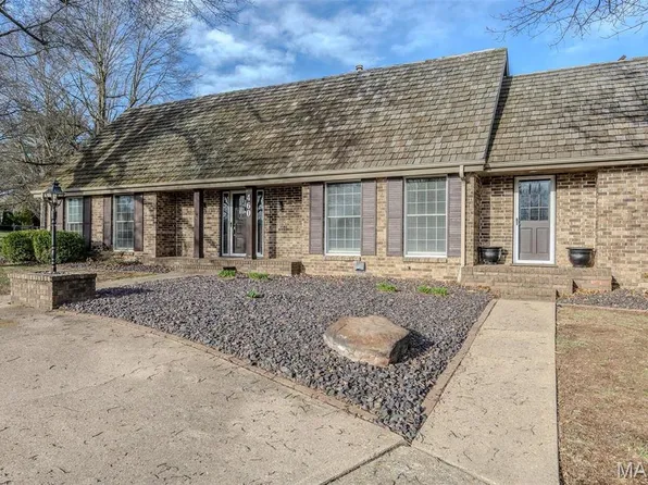 460 Sunset Dr, Lebanon, MO 65536