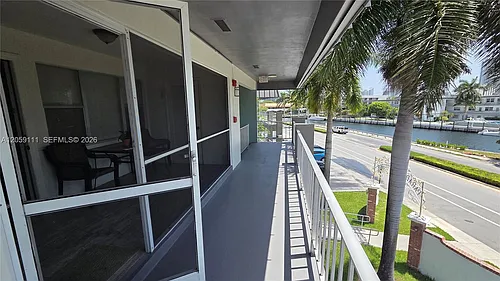 300 Layne Blvd #301 Photo 1