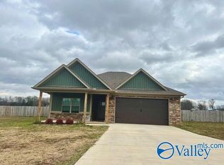 15100 Blackburn Rd, Athens, AL 35611