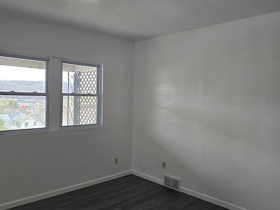5th image of 1508 Woodmont Ave #A